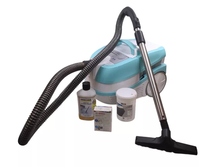 odkurzacz-pioracy-bosch-aquawashclean-bwd420hyg-akcesoria-zasieg-pracy-900