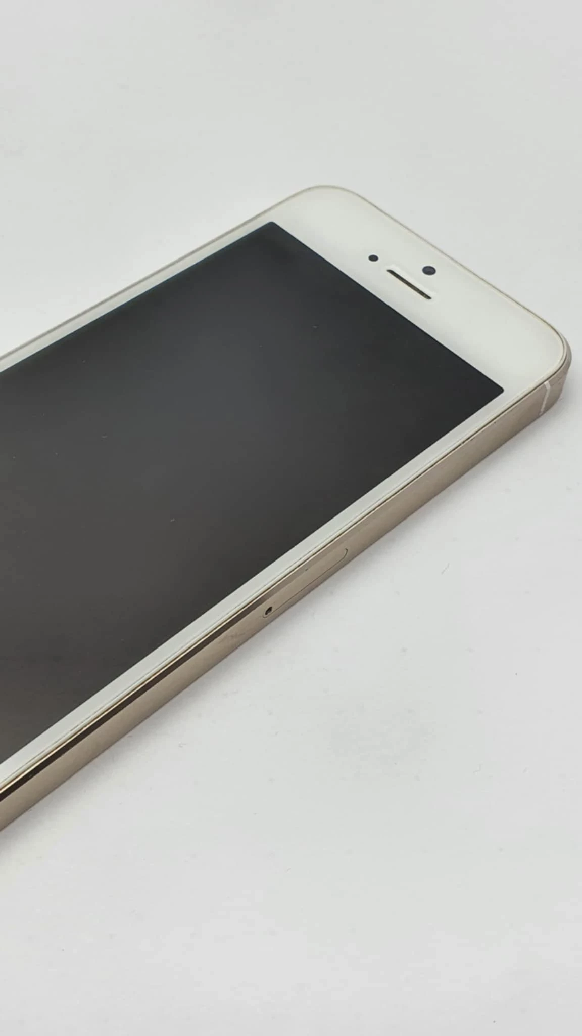 telefon-apple-iphone-5s-16gb-przekatna-ekranu-400