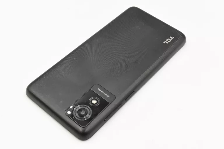 TCL 501 6.0 QHD 2GB (+2GB) 32GB PRIME BLACK