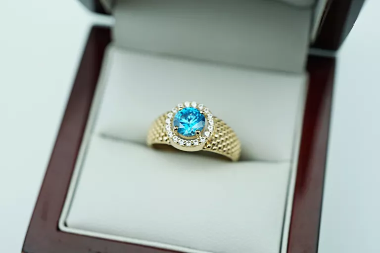 ZŁOTY PIKOWANY PIERŚCIONEK Z NIEBIESKIM KAMIENIEM - 14K 585 - 2,48G R16