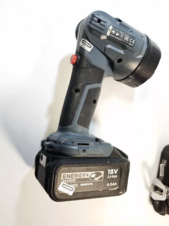 ZESTAW GRAPHITE 58G007, 58G012, 2 AKUMULATORY, ŁADOWARKA