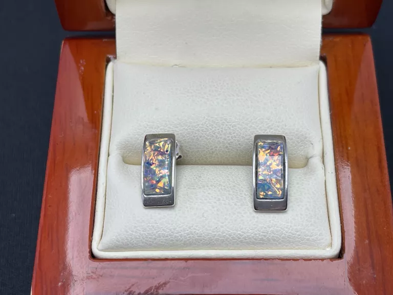 SREBRNY  KOMPLET  ZAWIESZKA + KOLCZYKI  OPAL 925  3,38G