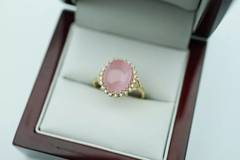 ZŁOTY PIERŚCIONEK Z SYNT. RÓŻOWYM KAMIENIEM - 14K 585 - 3,12G R12