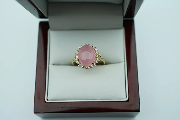 ZŁOTY PIERŚCIONEK Z SYNT. RÓŻOWYM KAMIENIEM - 14K 585 - 3,12G R12