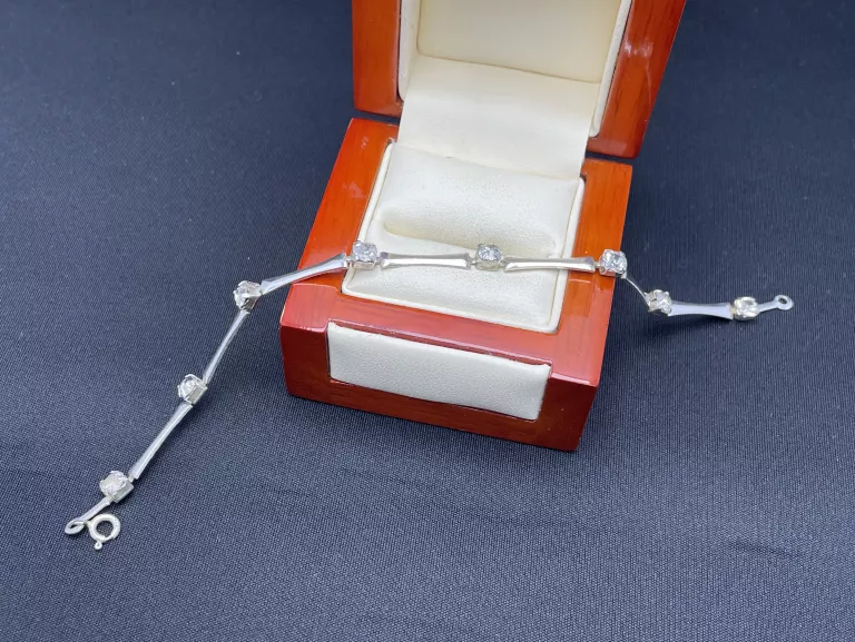 SREBRNA   BRANSOLETKA CYRKONIE  925  5,01G  19 CM