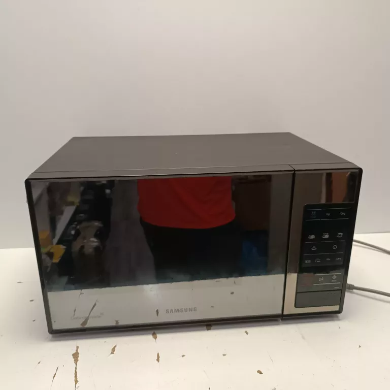 MIKROFALÓWKA SAMSUNG ME83X