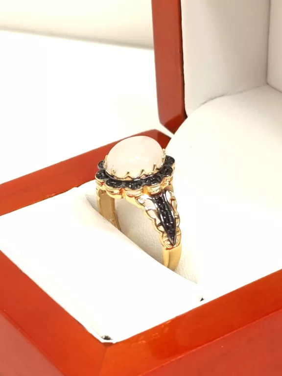 ZŁOTY PIERŚCIONEK PR.585 R.19 2,67G