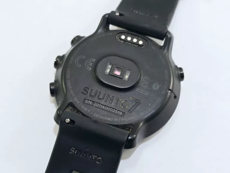zegarek-suunto-7-black-stan-11323-2