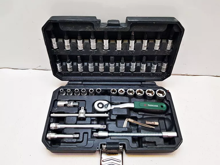 ZESTAW KLUCZY NASADOWYCH PARKSIDE 1/4