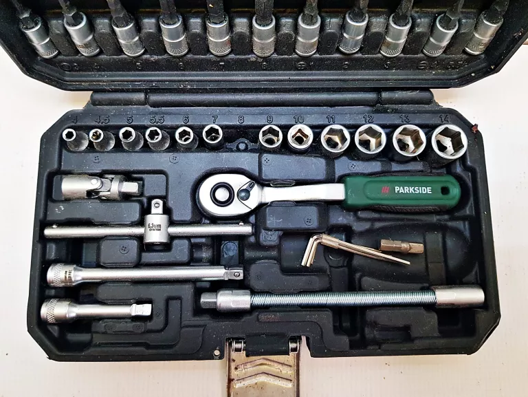 ZESTAW KLUCZY NASADOWYCH PARKSIDE 1/4