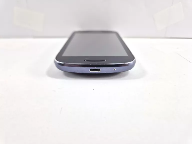 TELEFON SAMSUNG  GT-7560