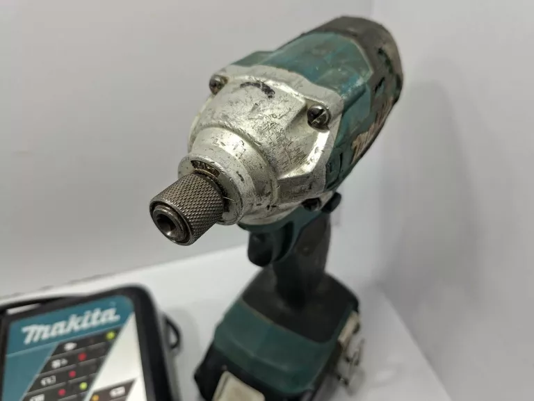 ZAKRĘTARKA UDAROWA MAKITA DTD156 + ŁAD