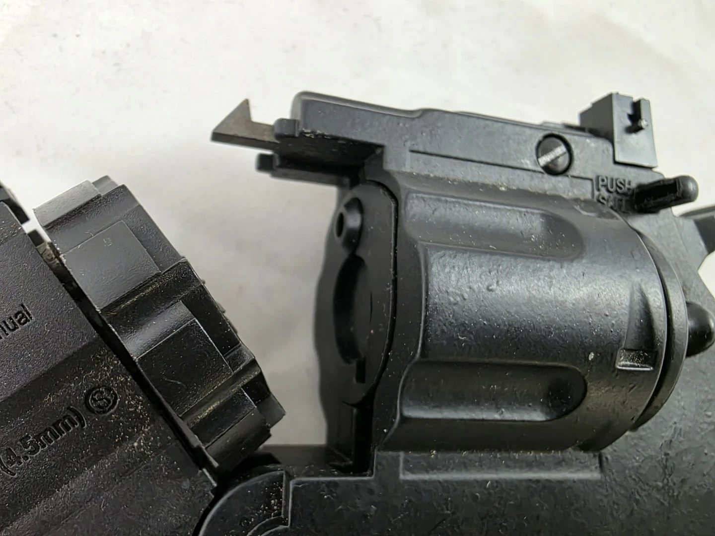 wiatrowka-rewolwer-crosman-vigilante-45-mm-maksymalna-energia-kinetyczna-30