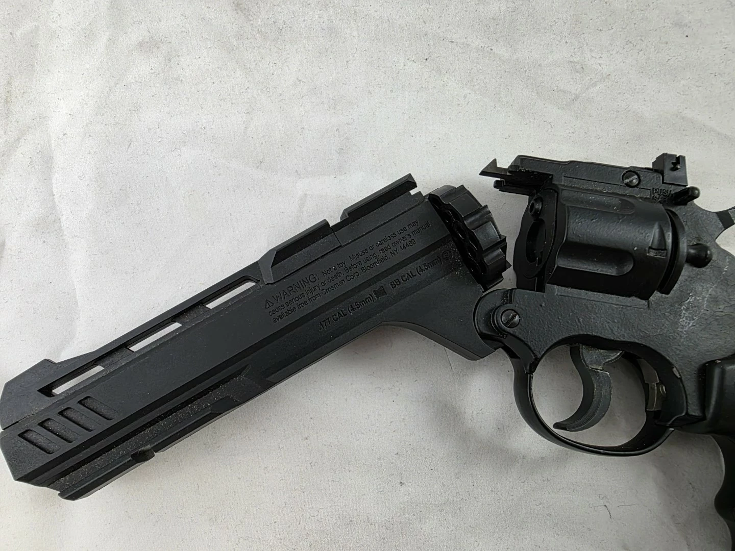 wiatrowka-rewolwer-crosman-vigilante-45-mm-model-vigilante