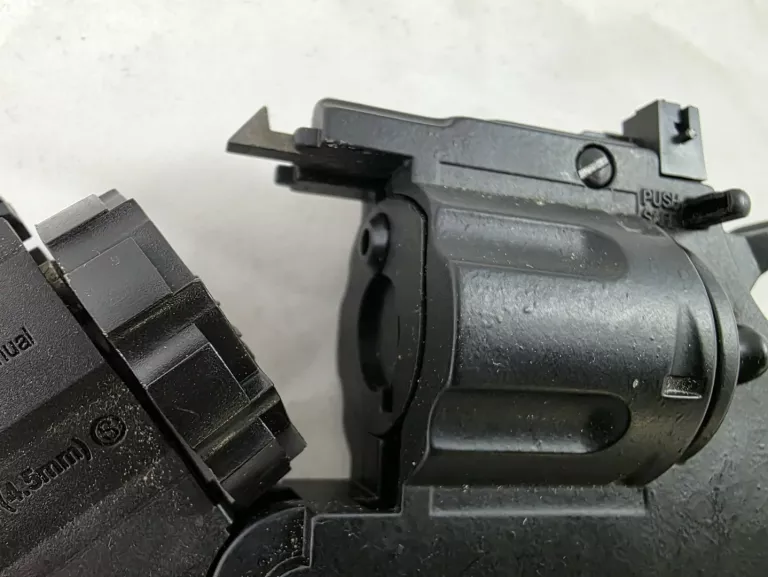 wiatrowka-rewolwer-crosman-vigilante-45-mm-maksymalna-energia-kinetyczna-30