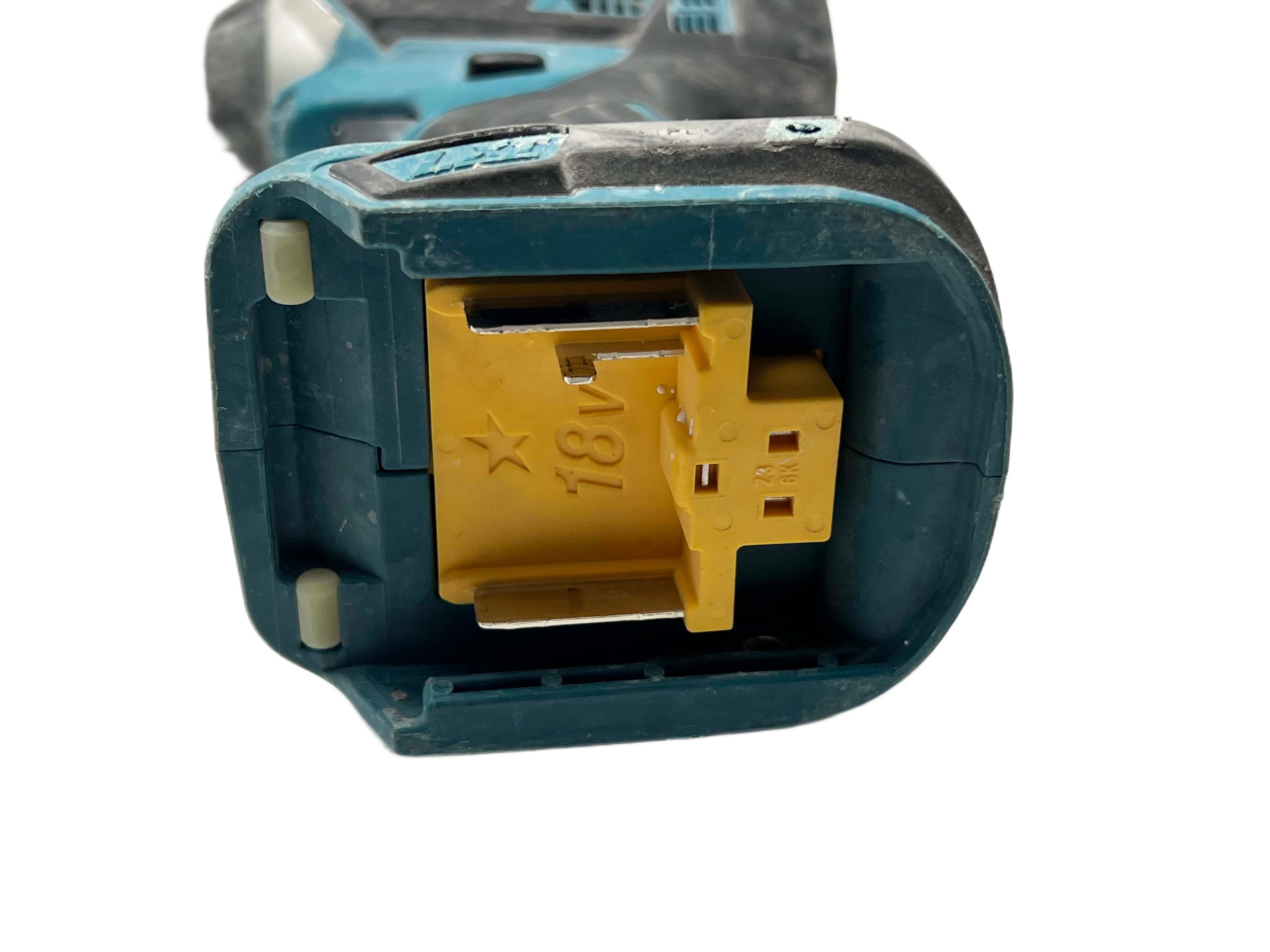 zakretarka-udarowa-makita-xdt11-body-ean-gtin-088381805957