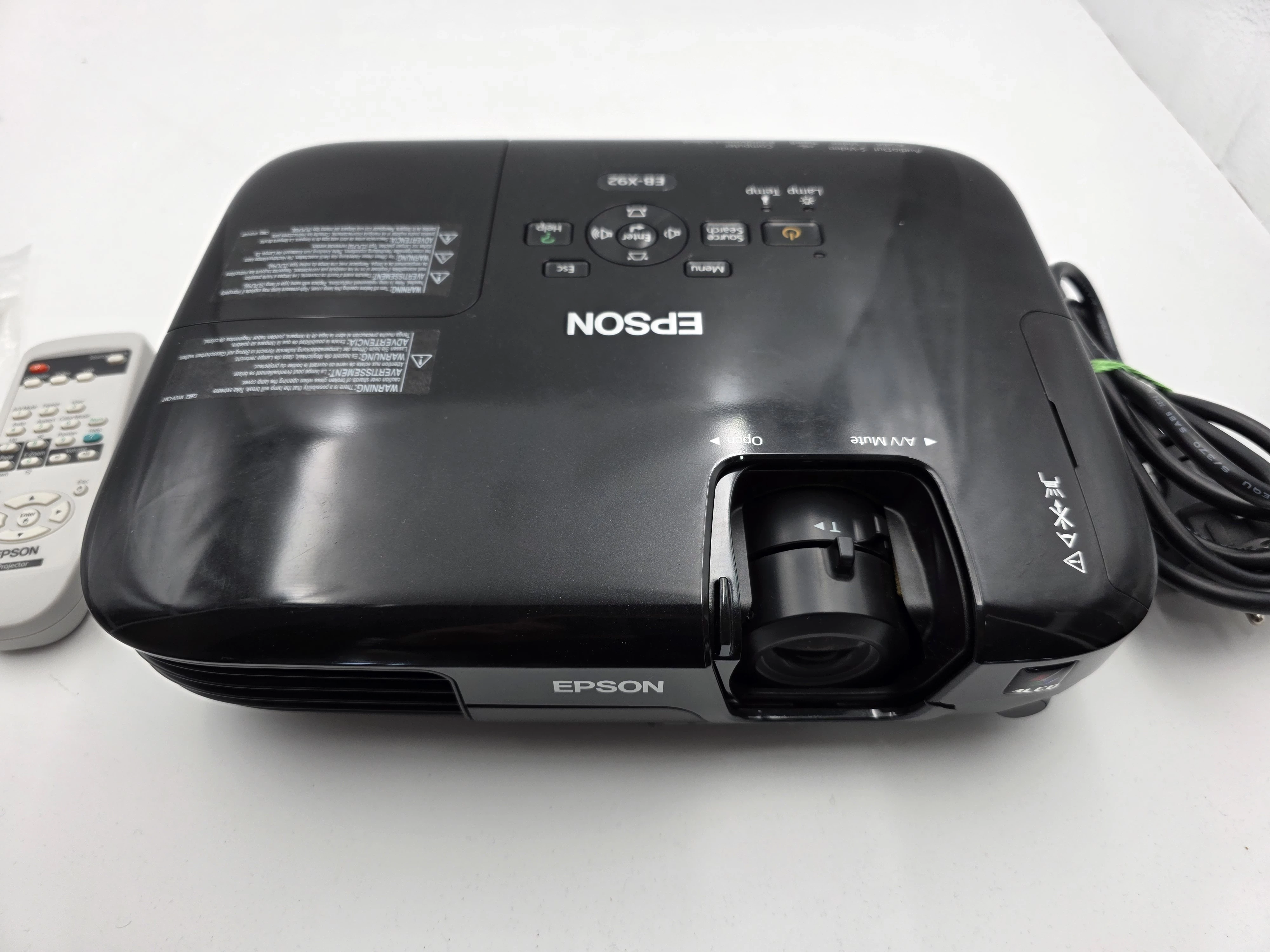 projektor-epson-eb-x92-2300ansi-3lcd-xga-usb-vga-przebieg-lampy-93h-marka-248811-1131516