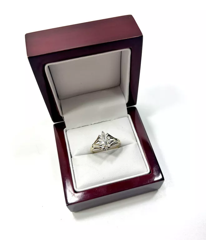 ZŁOTY PIERŚCIONEK R19 / PR 333