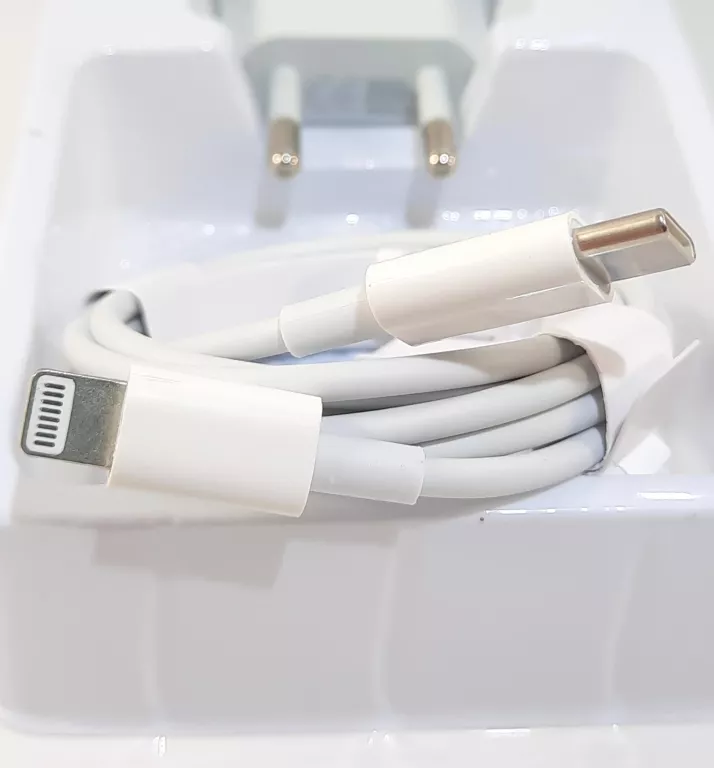 ladowarka-kostka-usb-c-lightning-kod-producenta-ladowarka-20w-kabel-usb-c-lightning-200cm