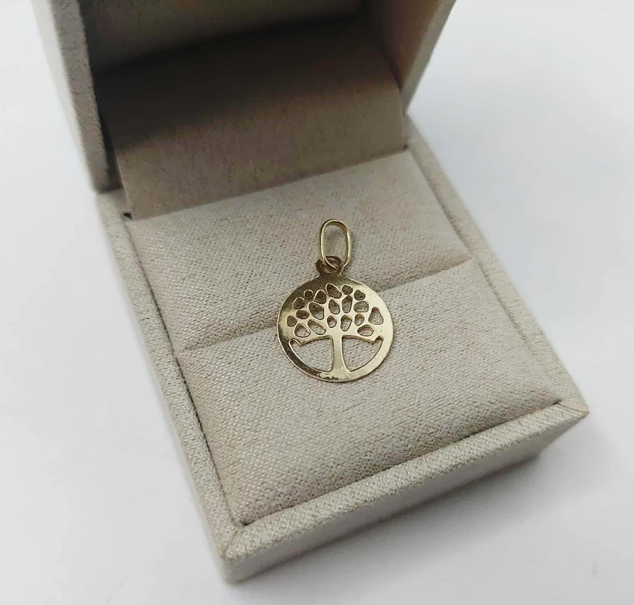 zlota-zawieszka-585-waga-ok-063-g-dluga-15-zgierz-inez