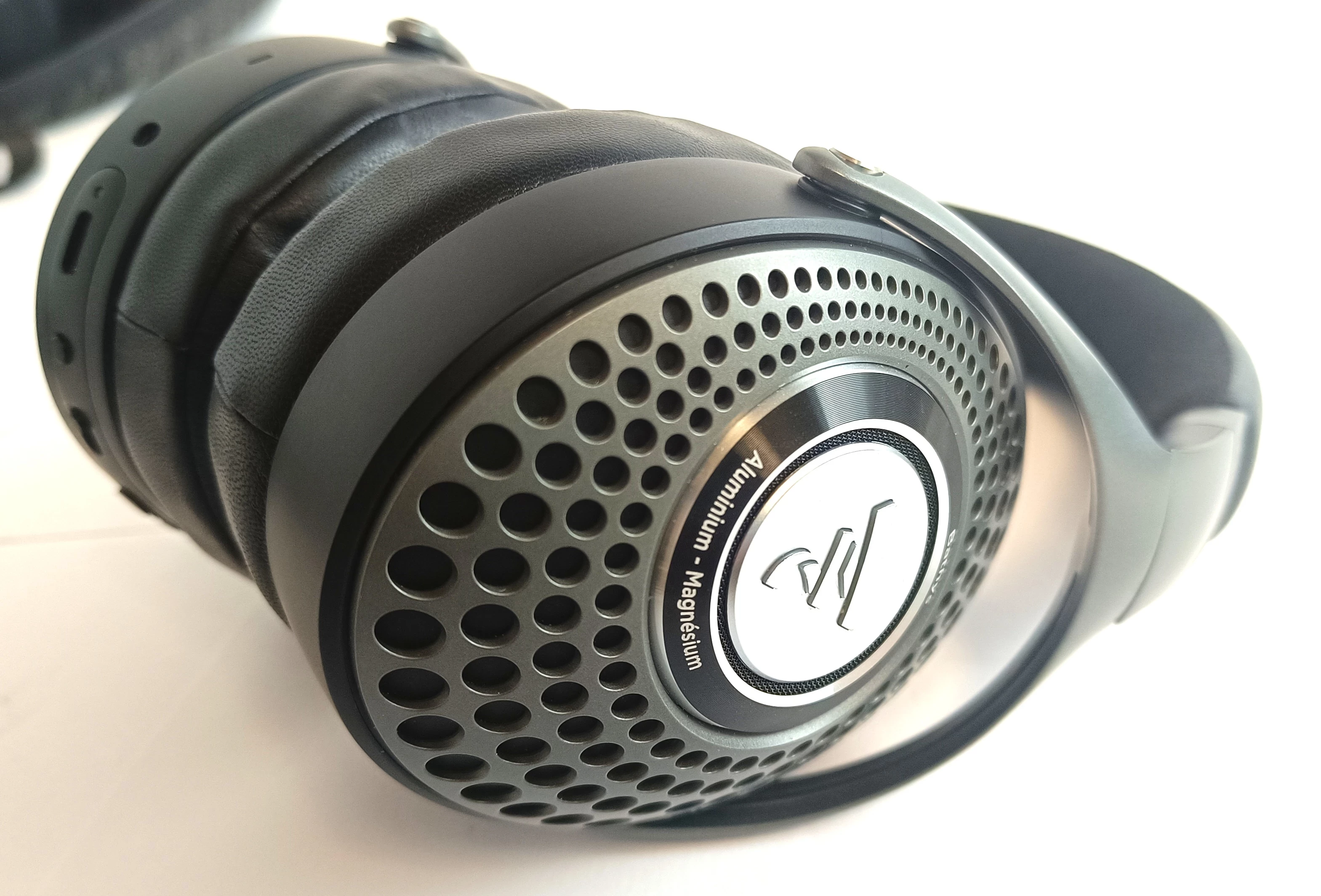 sluchawki-focal-bathys-anc-marka-248811-1945155