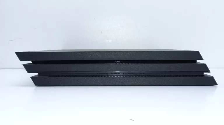 konsola-sony-ps4-pro-1tb-cuh-7016b-waga-produktu-330