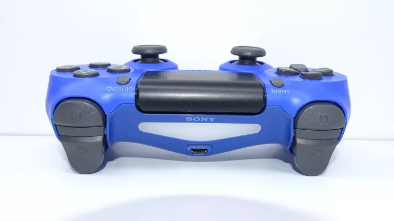 konsola-sony-ps4-pro-1tb-cuh-7016b-stan-11323-2