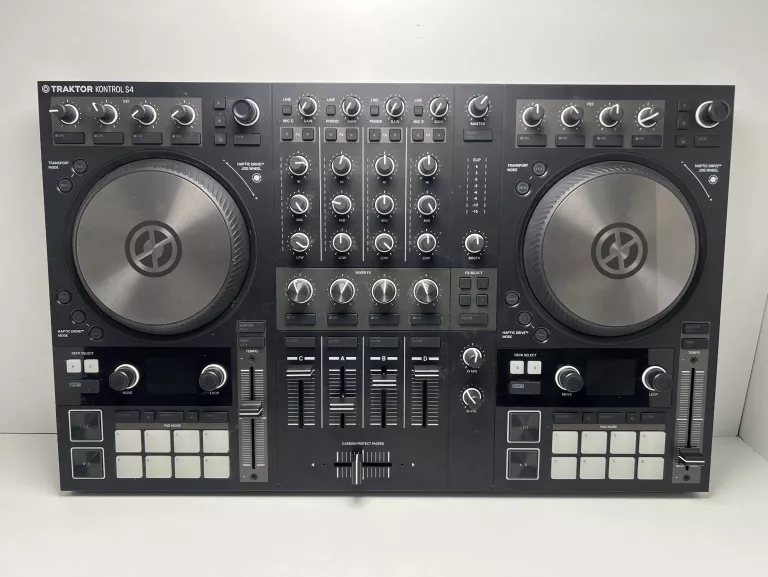 KONSOLA DJ TRAKTOR KONTROL S4 MK3