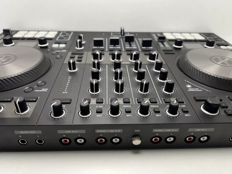 KONSOLA DJ TRAKTOR KONTROL S4 MK3