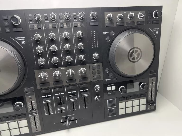 KONSOLA DJ TRAKTOR KONTROL S4 MK3