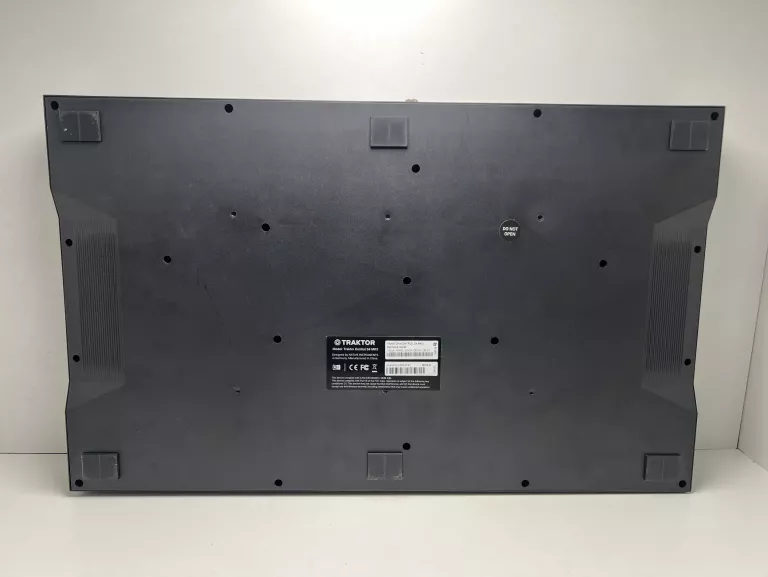 KONSOLA DJ TRAKTOR KONTROL S4 MK3