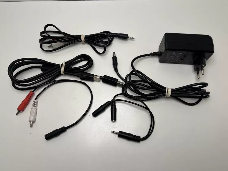 KONSOLA DJ TRAKTOR KONTROL S4 MK3