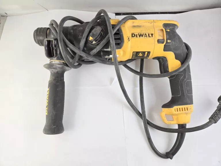 MŁOTOWIERTARKA DEWALT D25133