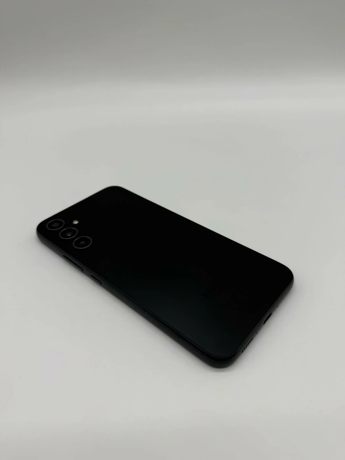 telefon-samsung-galaxy-a34-5g-6128gb-solo-bdb-stan-przekatna-ekranu-66