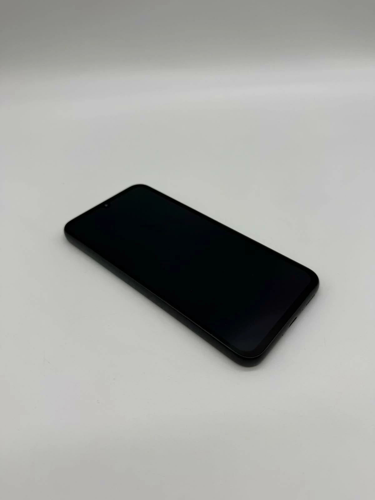 telefon-samsung-galaxy-a34-5g-6128gb-solo-bdb-stan-ean-gtin-8806094813821