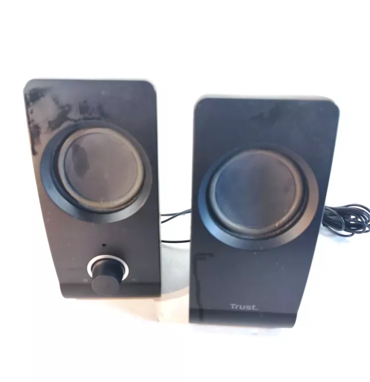 glosniki-item-17595-03-plac-wolnosci-5-grojec