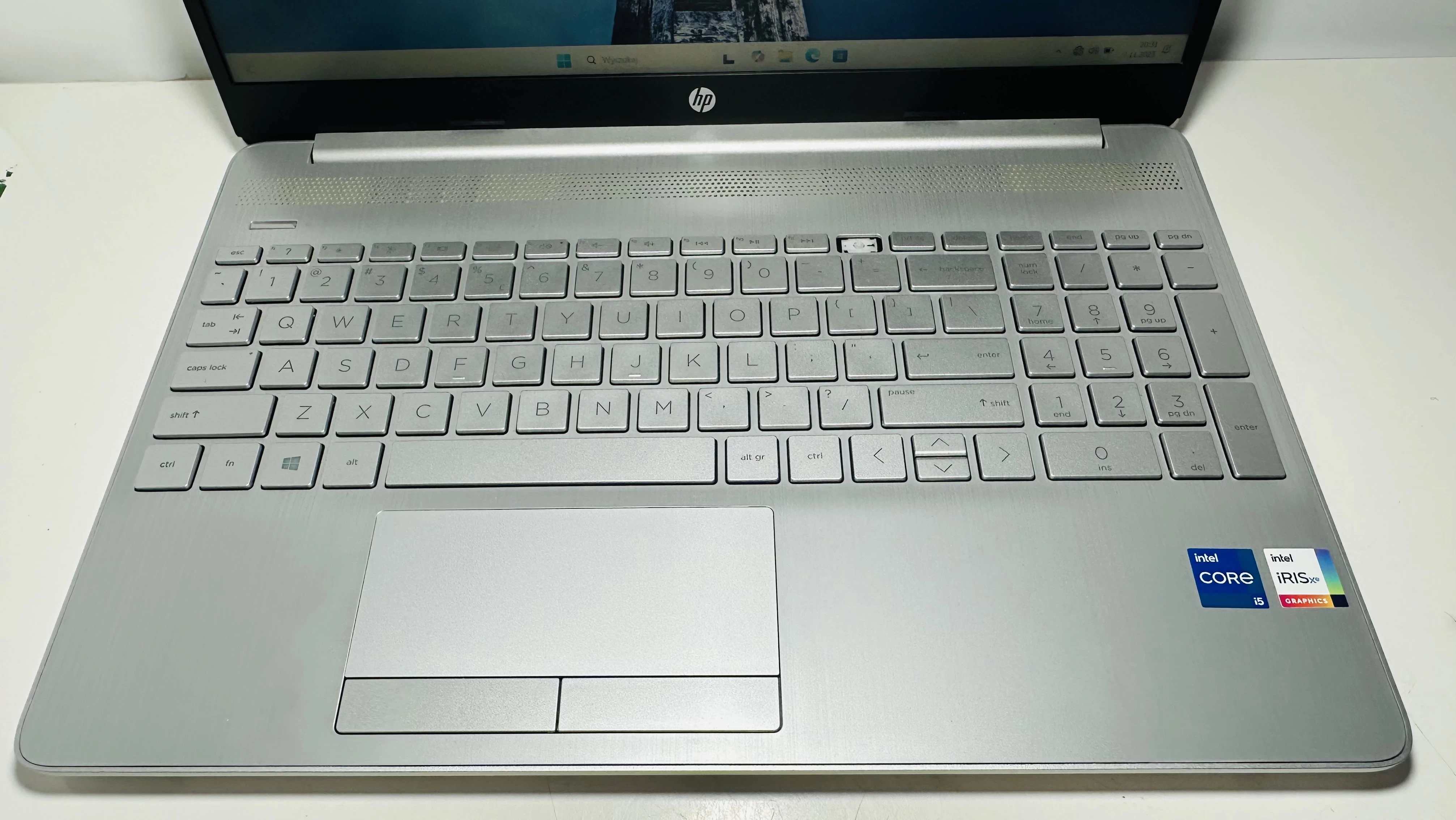 laptop-hp-15-dw3113nw-i5-1135g7-8512gb-win-11-home-warto-okazja-ean-gtin-196337157736