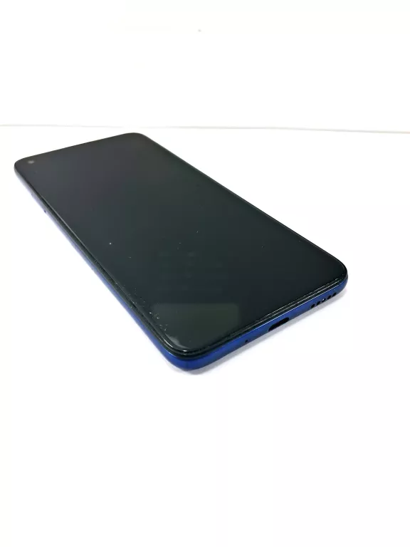 TELEFON  MOTOROLA MOTO G8 4/64GB XT2045 NIEBIESKI