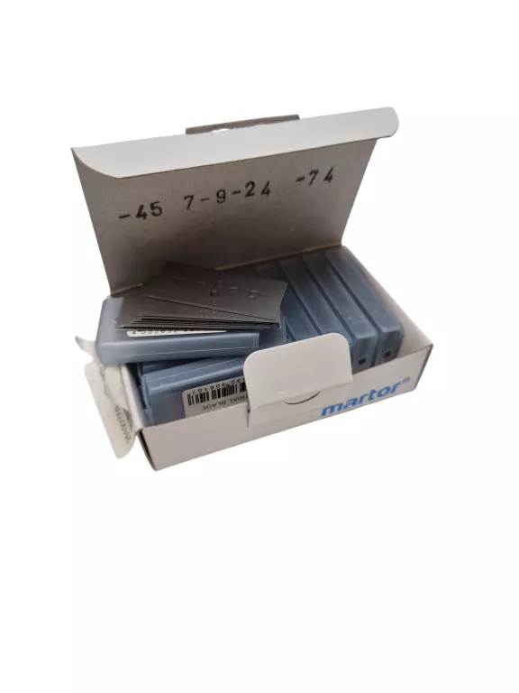 ZESTAW OSTRZY MARTOR 100 SZT.