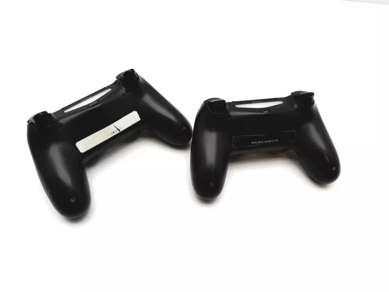 KONSOLA SONY PS4 CUH-1215A 500GB