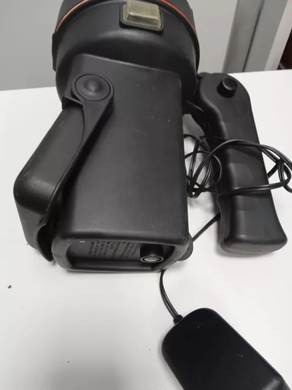 szperacz-led-ladowalny-latarka-mactronic-jml-8999-led-kod-producenta-5907596106893