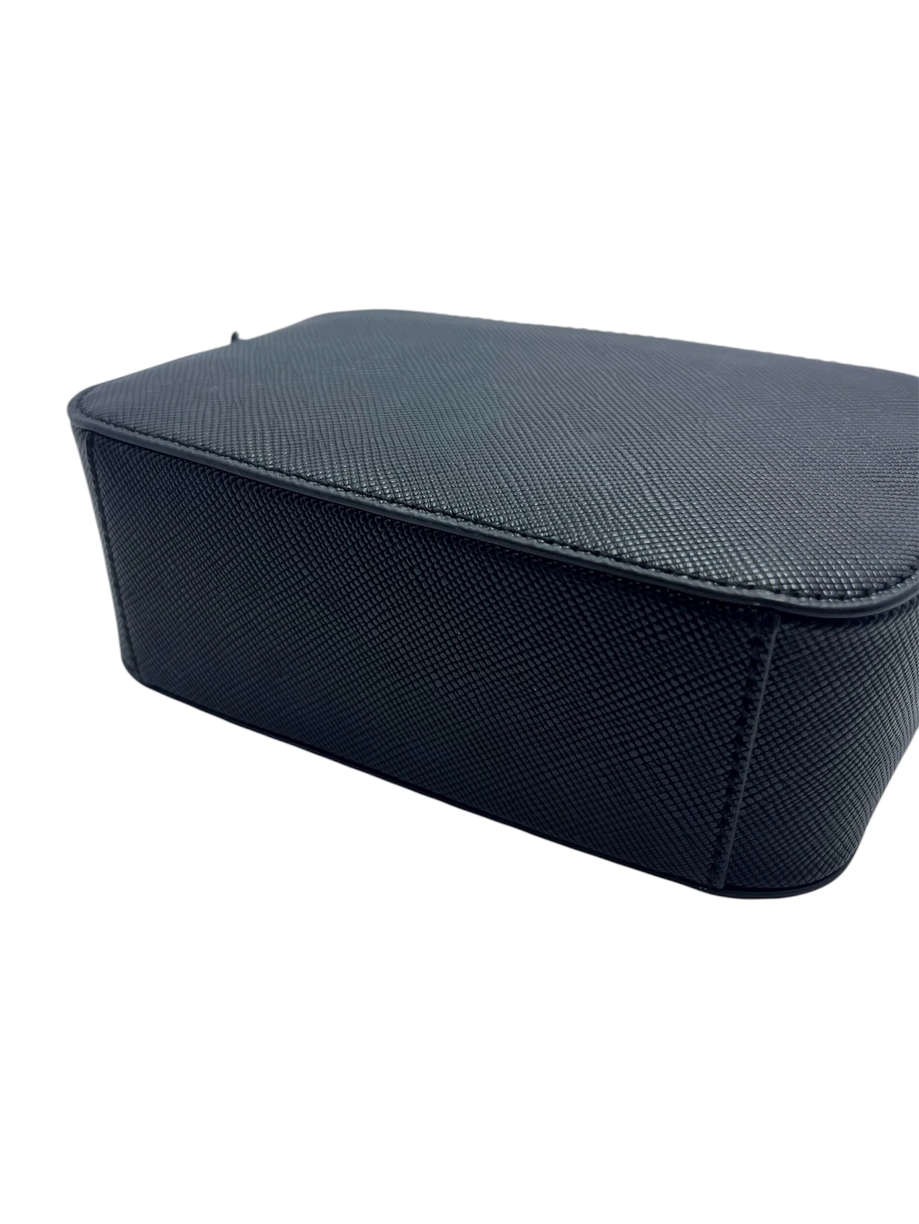 torebka-guess-rn-62136-ca-20625-wielkosc-715-1