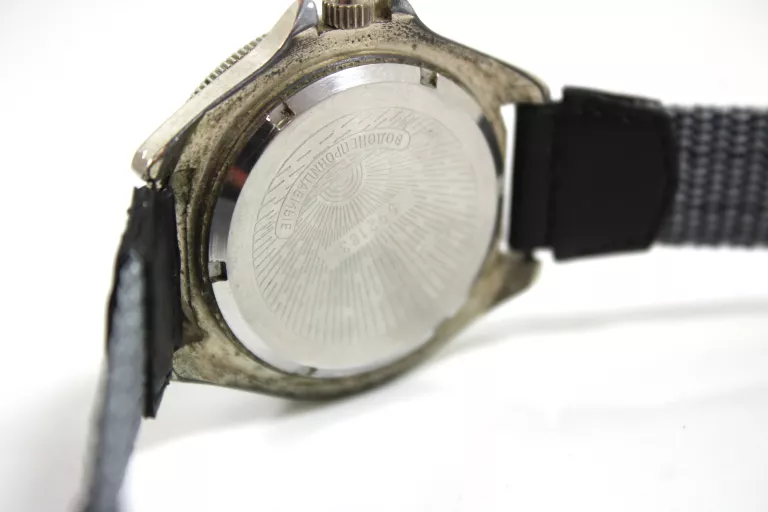 ZEGAREK KOMANDYRSKI NAKRĘCANY