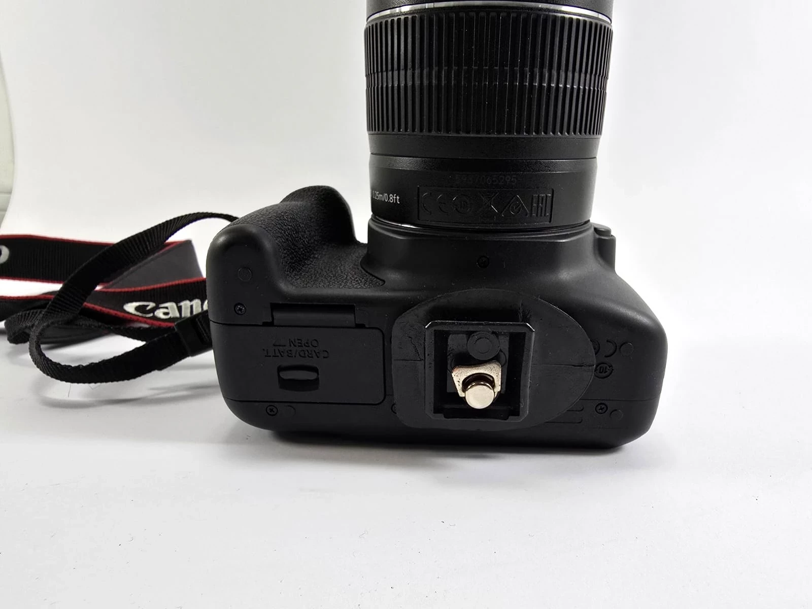 lustrzanka-canon-eos-1300d-korpus-obiektyw-torba-jakosc-video-206962-228938