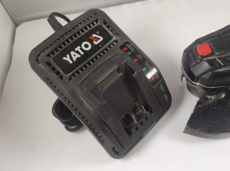 SZLIFIERKA YATO YT-82827 + ŁADOWARKA AKUMULATOR