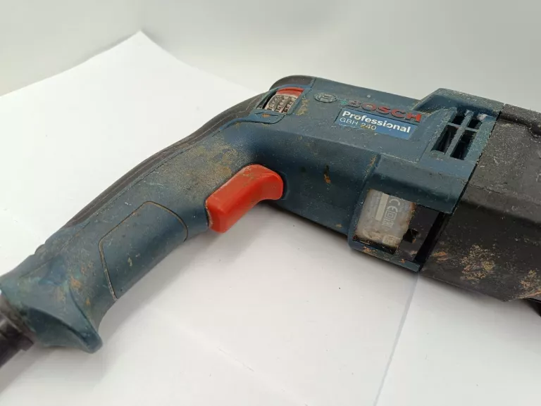 MŁOTOWIERTARKA BOSCH PROFESSIONAL GBH 240