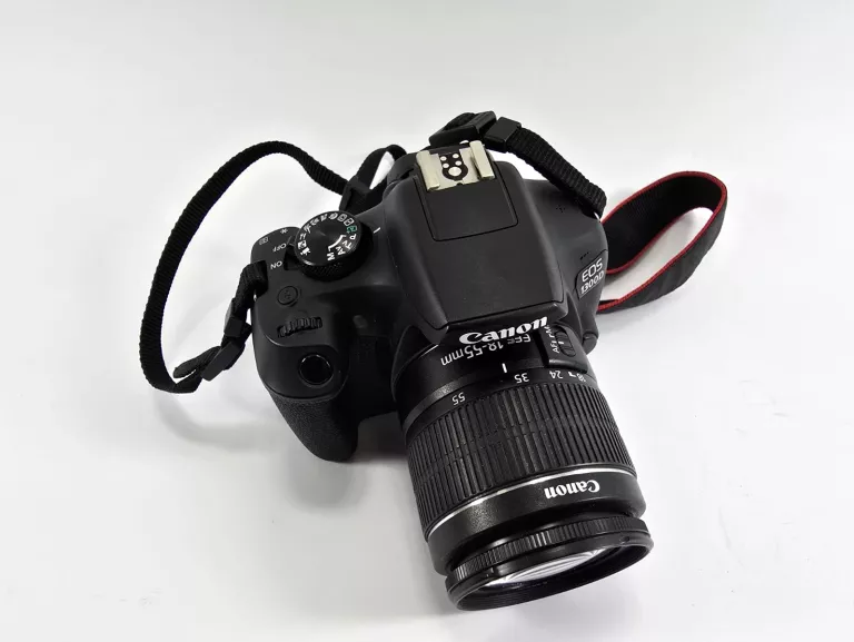 lustrzanka-canon-eos-1300d-korpus-obiektyw-torba-rozdzielczosc-1800