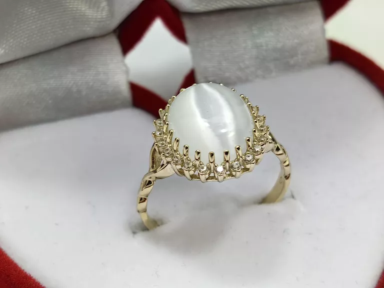 ZŁOTY PIERŚCIONEK Z BIAŁYM KOCIM OKIEM 3,14G PR.585 14K R18