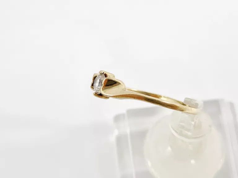 ZŁOTY PIERŚCIONEK Z CYRKONIĄ P333 1,40G R17