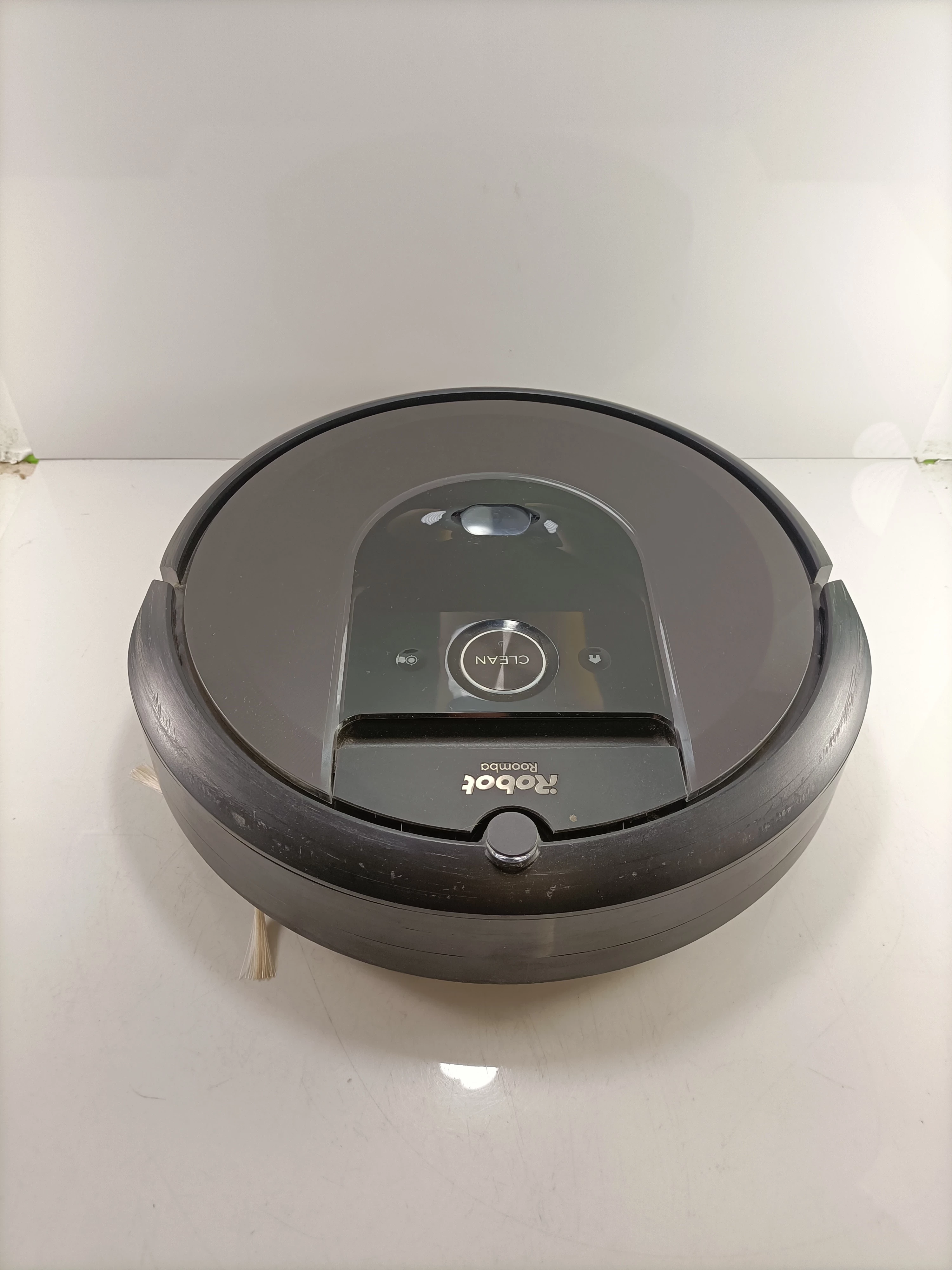 robot-sprzatajacy-irobot-roomba-i7-czas-ladowania-180